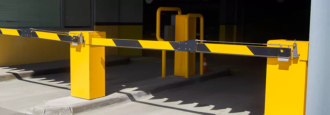 Residential Parking Gate Repair in North Chicago, Illinois