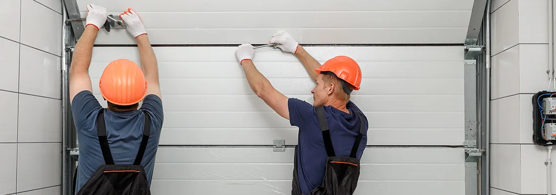 Driveway Garage Door Local Technicians in North Chicago, Illinois